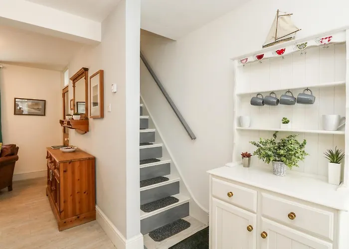 Harbour Catch Cottage
